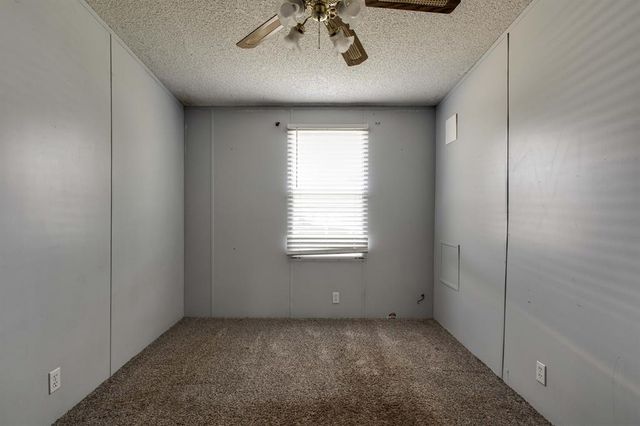 110 N 7th Street, Cashion, OK 73016