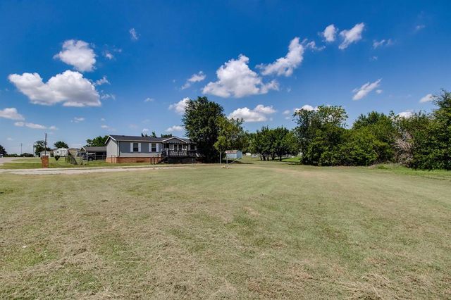 110 N 7th Street, Cashion, OK 73016