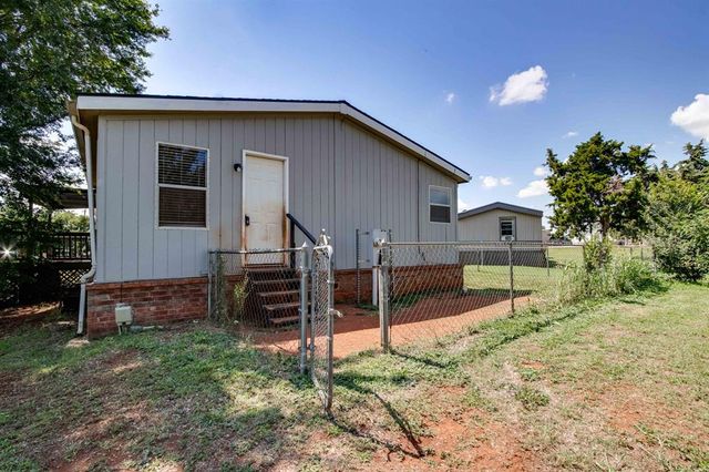 110 N 7th Street, Cashion, OK 73016