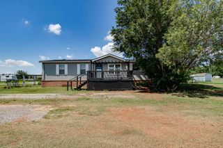 110 N 7th Street, Cashion, OK 73016