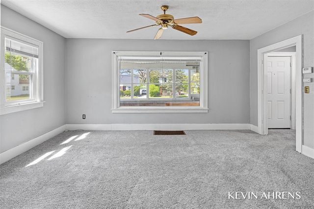1862 Kalamazoo Avenue, Grand Rapids, MI 49507