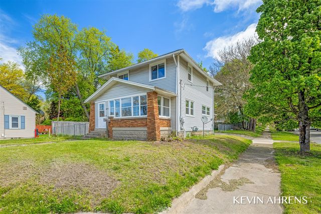 1862 Kalamazoo Avenue, Grand Rapids, MI 49507