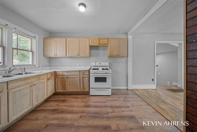 1862 Kalamazoo Avenue, Grand Rapids, MI 49507