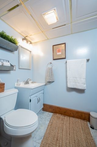 42 Kensington Rd, Weymouth, MA 02188