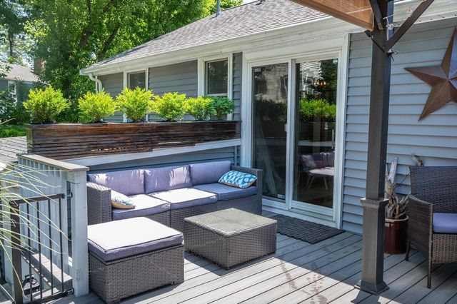 42 Kensington Rd, Weymouth, MA 02188