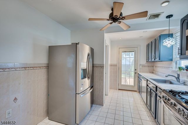 766 Central Ave, Rahway City, NJ 07065