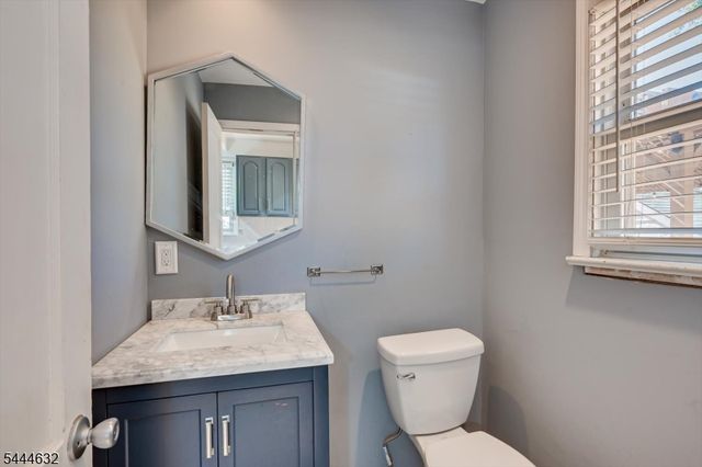 766 Central Ave, Rahway City, NJ 07065