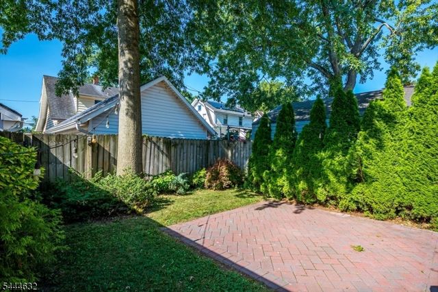 766 Central Ave, Rahway City, NJ 07065