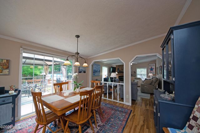 21 Warwick Court, Hampstead, NC 28443