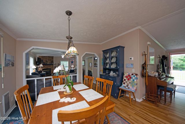 21 Warwick Court, Hampstead, NC 28443