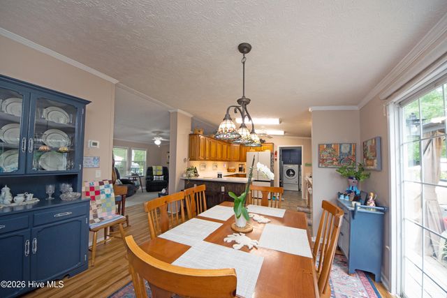 21 Warwick Court, Hampstead, NC 28443