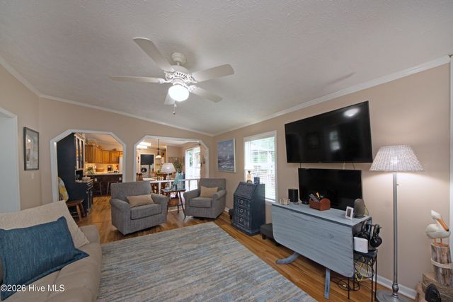 21 Warwick Court, Hampstead, NC 28443