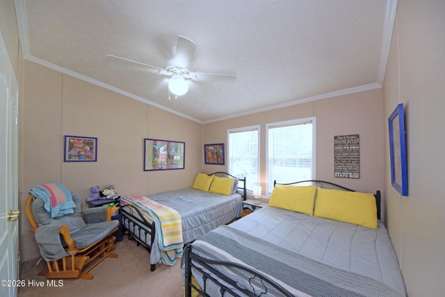 21 Warwick Court, Hampstead, NC 28443
