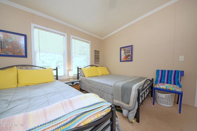 21 Warwick Court, Hampstead, NC 28443