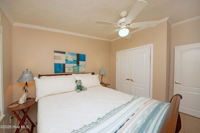 21 Warwick Court, Hampstead, NC 28443