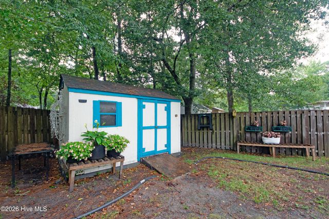 21 Warwick Court, Hampstead, NC 28443