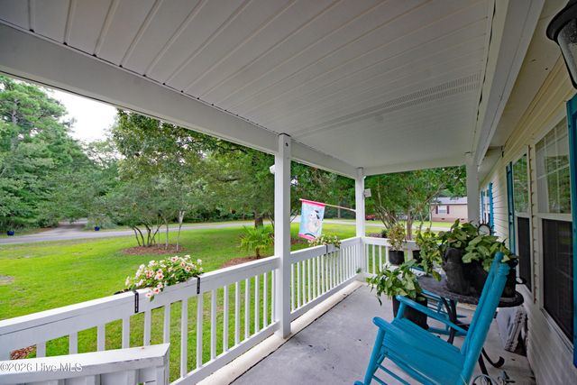 21 Warwick Court, Hampstead, NC 28443