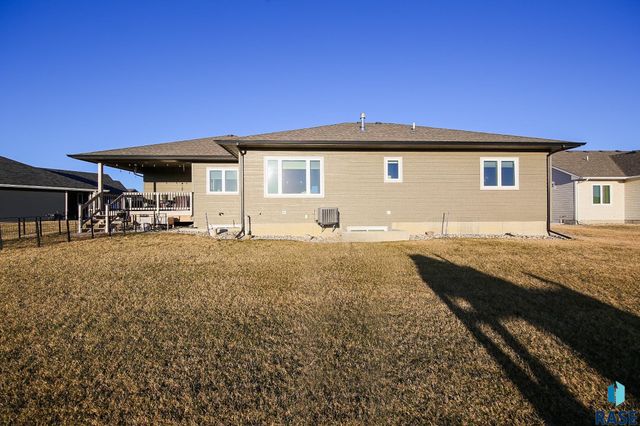 720 S Quartzite Cir Circle, Tea, SD 57064