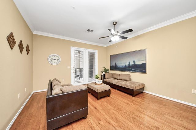 2400 Mccue Road 118, Houston, TX 77056