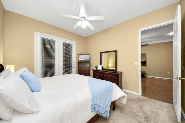 2400 Mccue Road 118, Houston, TX 77056