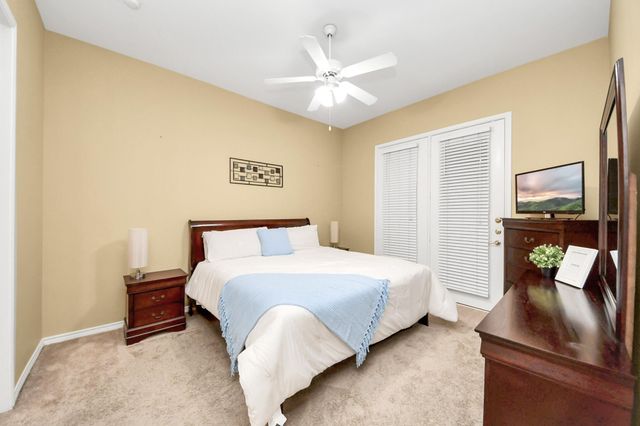 2400 Mccue Road 118, Houston, TX 77056