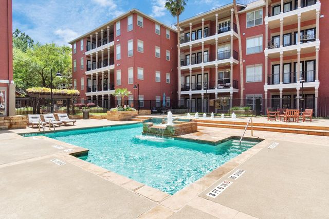 2400 Mccue Road 118, Houston, TX 77056