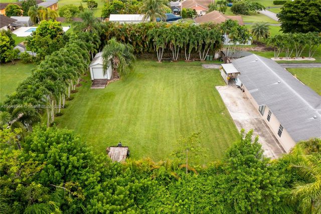 1442 NW 20th St, Homestead, FL 33030