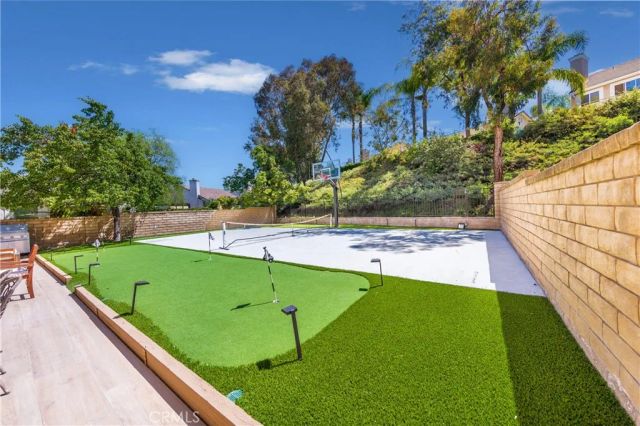 27448 Bridgewater Drive, Valencia, CA 91354