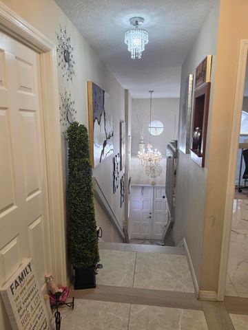 5351 NW 41st Way, Coconut Creek, FL 33073