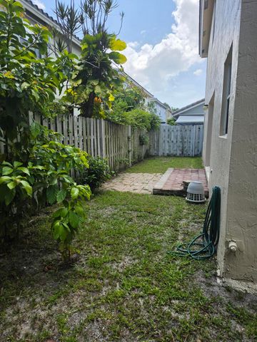 5351 NW 41st Way, Coconut Creek, FL 33073