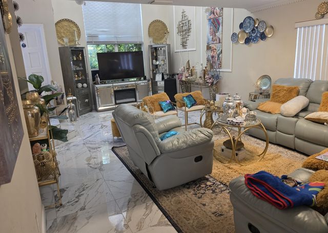 5351 NW 41st Way, Coconut Creek, FL 33073