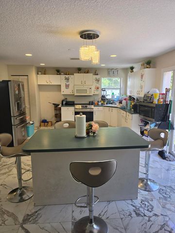 5351 NW 41st Way, Coconut Creek, FL 33073