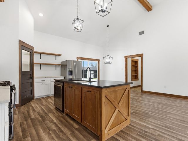 7601 Zion Hill Road, Poolville, TX 76487