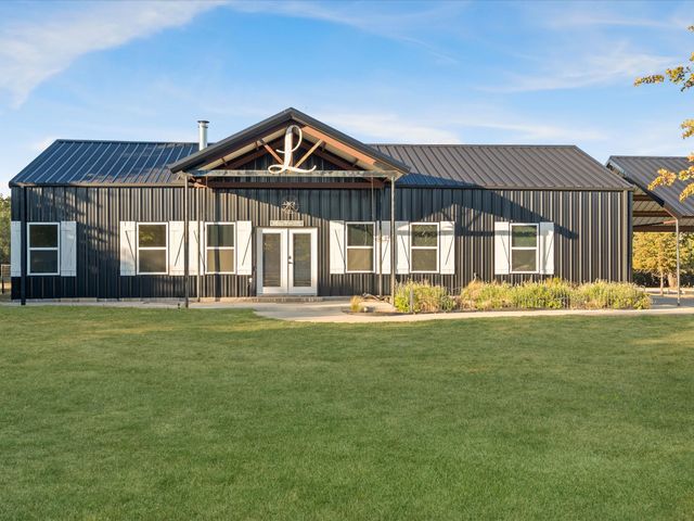 7601 Zion Hill Road, Poolville, TX 76487