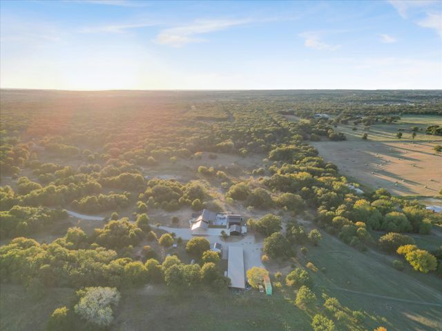 7601 Zion Hill Road, Poolville, TX 76487