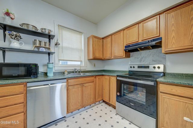 664 N Pearl Street, Albany, NY 12204