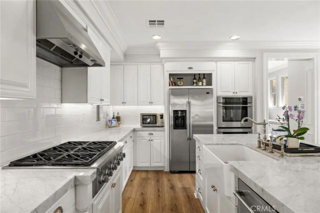 21 Snow Bush Street, Ladera Ranch, CA 92694