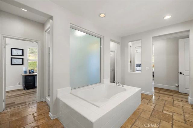 21 Snow Bush Street, Ladera Ranch, CA 92694