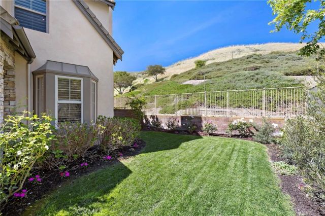 21 Snow Bush Street, Ladera Ranch, CA 92694