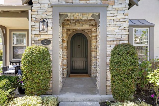 21 Snow Bush Street, Ladera Ranch, CA 92694