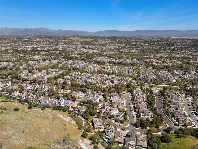 21 Snow Bush Street, Ladera Ranch, CA 92694