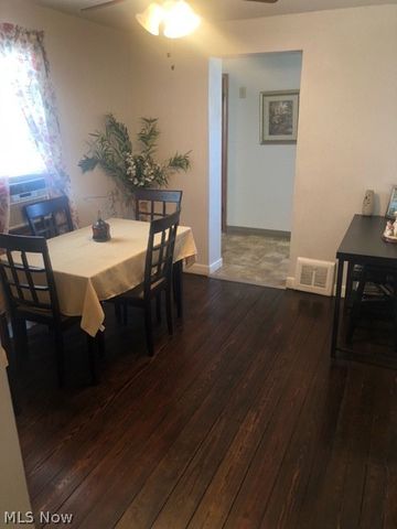 7002 Flowerdale Avenue, Cleveland, OH 44144