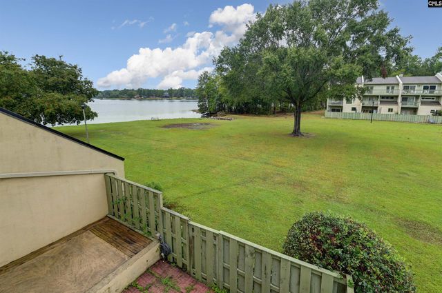 806 village Lane, Columbia, SC 29212