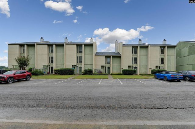 806 village Lane, Columbia, SC 29212