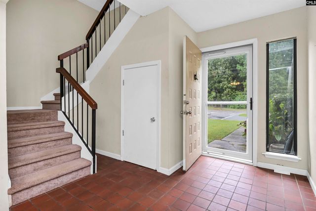 806 village Lane, Columbia, SC 29212
