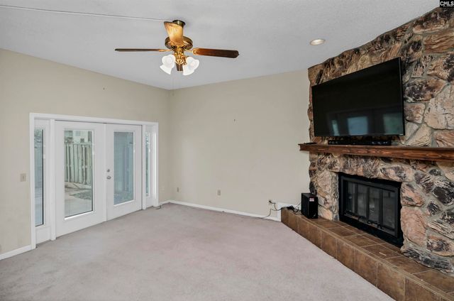 806 village Lane, Columbia, SC 29212