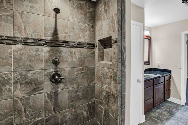806 village Lane, Columbia, SC 29212
