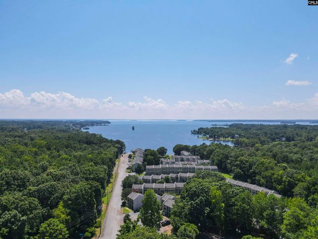 806 village Lane, Columbia, SC 29212