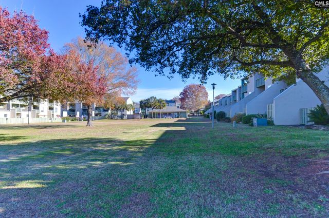 806 village Lane, Columbia, SC 29212