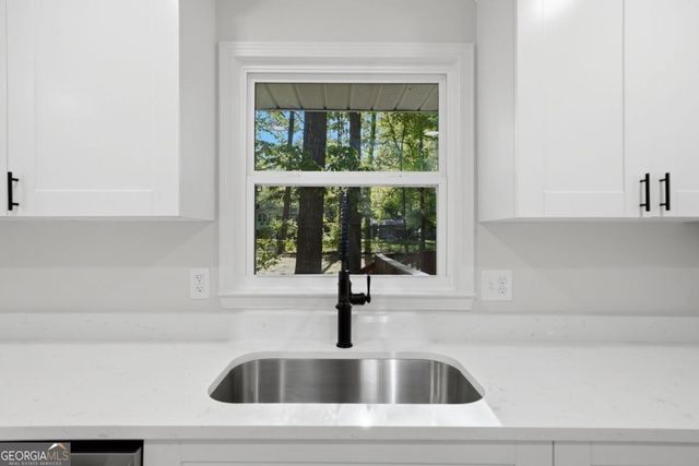 5730 Goldfield Drive, Acworth, GA 30102